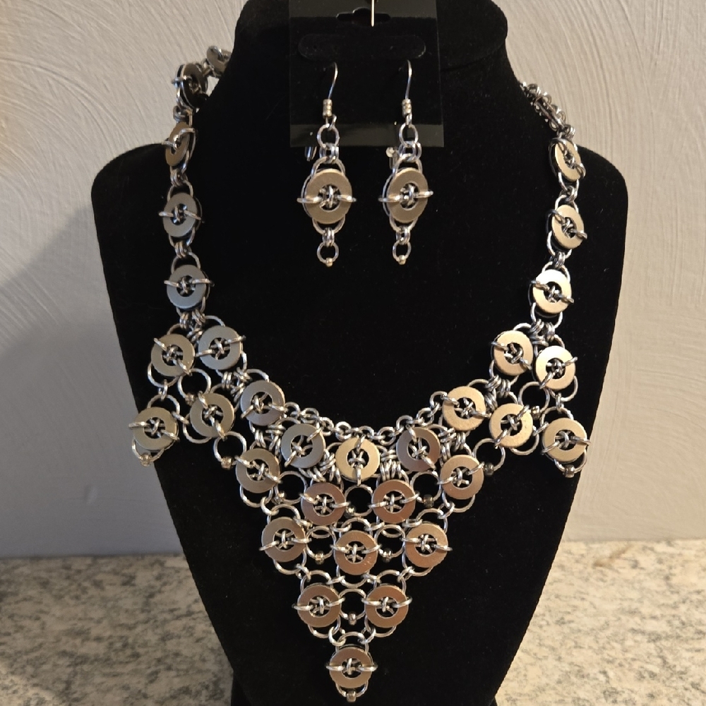 Elegant Silver Statement Necklace & Earring Set – Bold Layered Jewelry